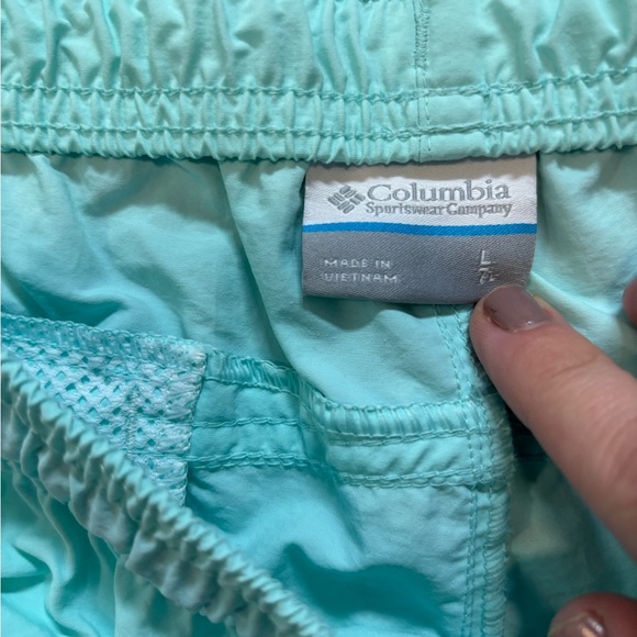 Columbia Shorts Size Large with Adjustable waist, PFG Backcast water shorts - Picture 4 of 7